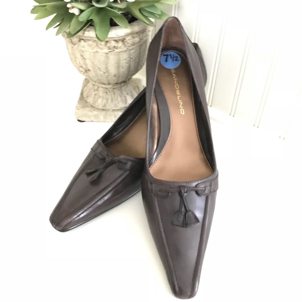 Cute Brown Heels